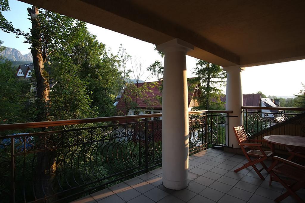 Szarotka Guest house